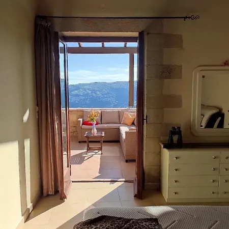 Vasiliki's - Breathtaking View Holiday home Kissamos